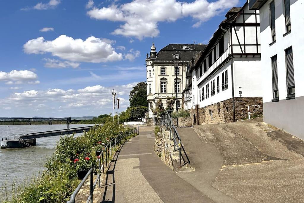 Tiny Apartment With Spacious Terrace On The Rhine Neuwied Buitenkant foto